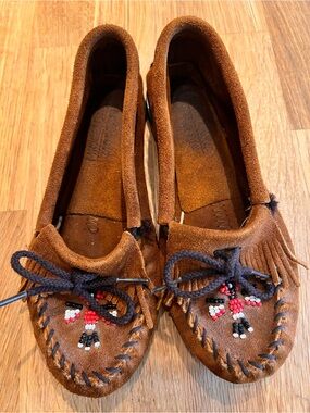 Brown Suede Beaded Minnetonka Moccasin Flats